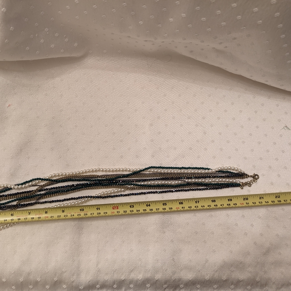 Multi-strand necklace - Picture 4 of 4